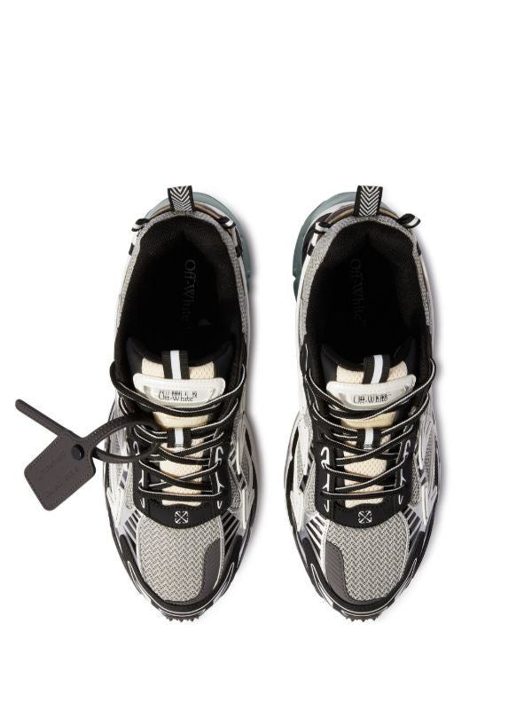 OFF WHITE