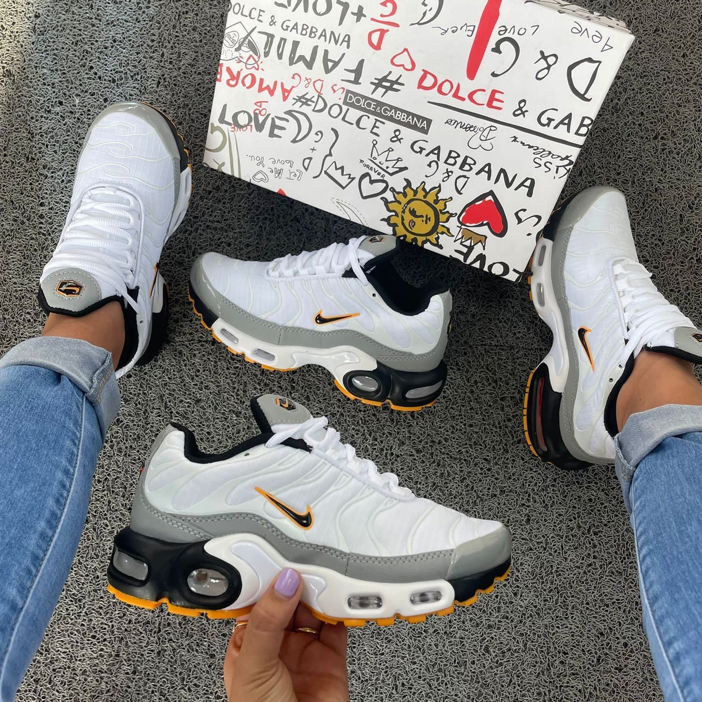 NIKE TN