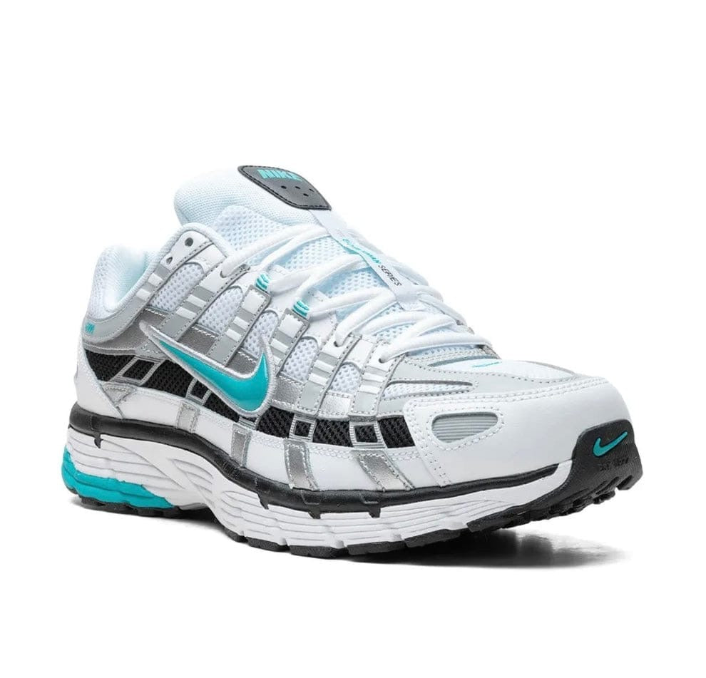 NIKE P6000