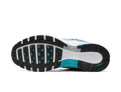 NIKE P6000