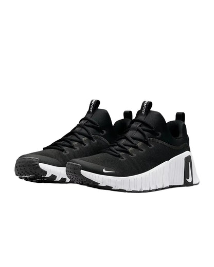 NIKE FREE NEGRA/BLANCA VERSIÓN LIGERA