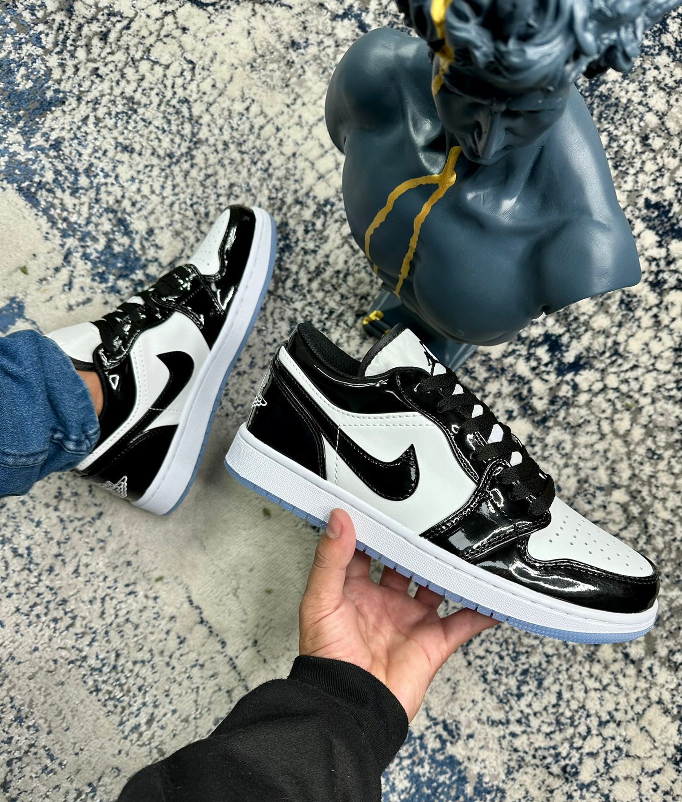 JORDAN RETRO 1 CHAROL DAMA