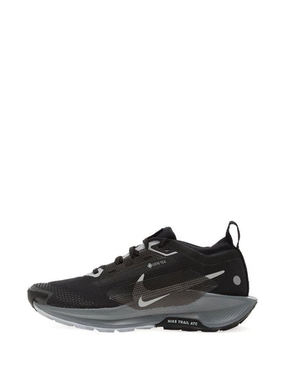 NIKE GORO TEX