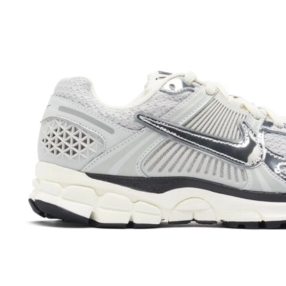 NIKE VOMERO