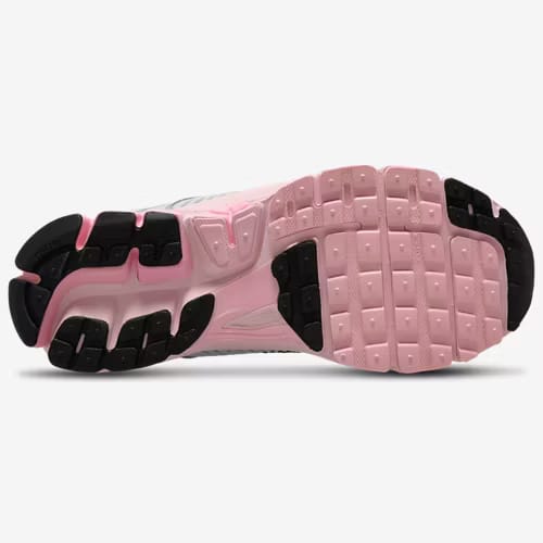 NIKE VOMERO 5 ROSA