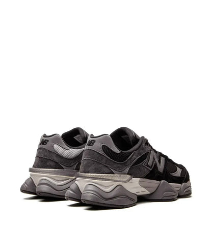 NEW BALANCE 9060 - NEGRO-GRIS