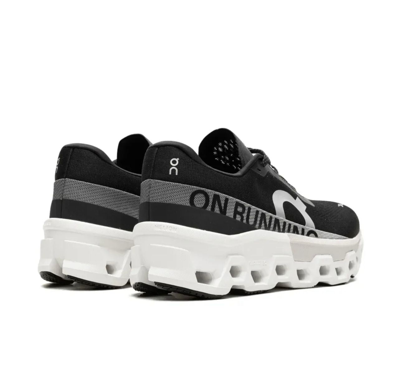 ON BLANCO/NEGRO - RUNNING