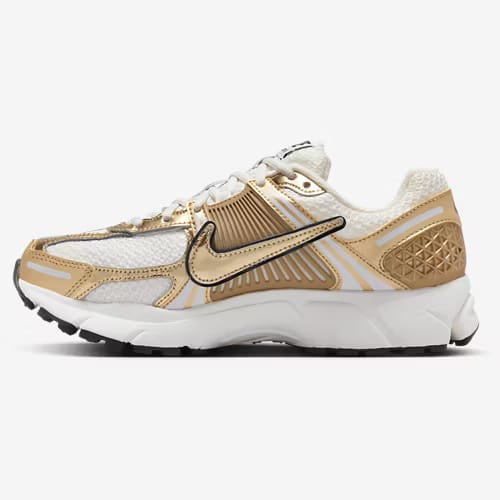 NIKE VOMERO 5
